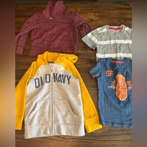 4 Old Navy Boys 4t Sweater, Hooded Sweatshirt & 2 T-Shirts